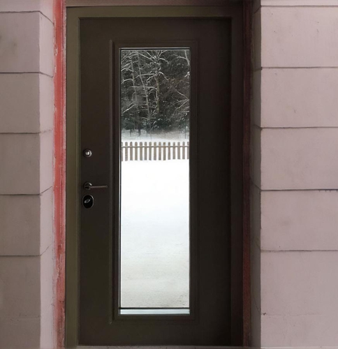 Дверь со стеклом (фото с объекта)