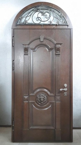 Дверь  с арочной фрамугой