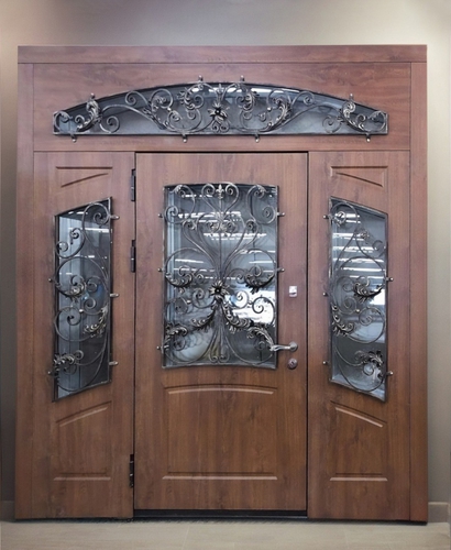 Входная группа с ковкой