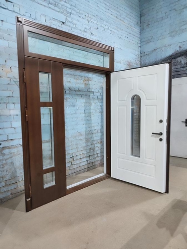 Остекленная дверь с терморазрывом