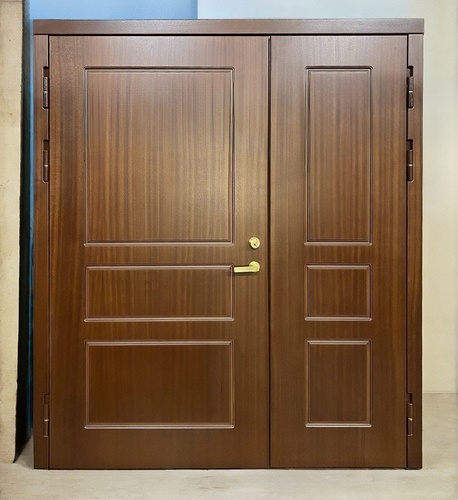 Полуторная дверь (фото из цеха)