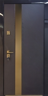 Входная дверь МДФ со скрытыми петлями и хромированной полосой