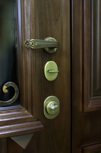 Замок Замок